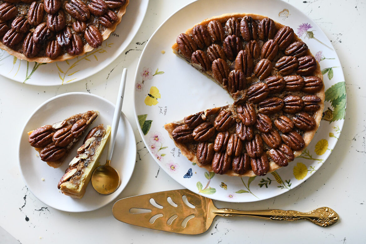 Date and Honey Pie