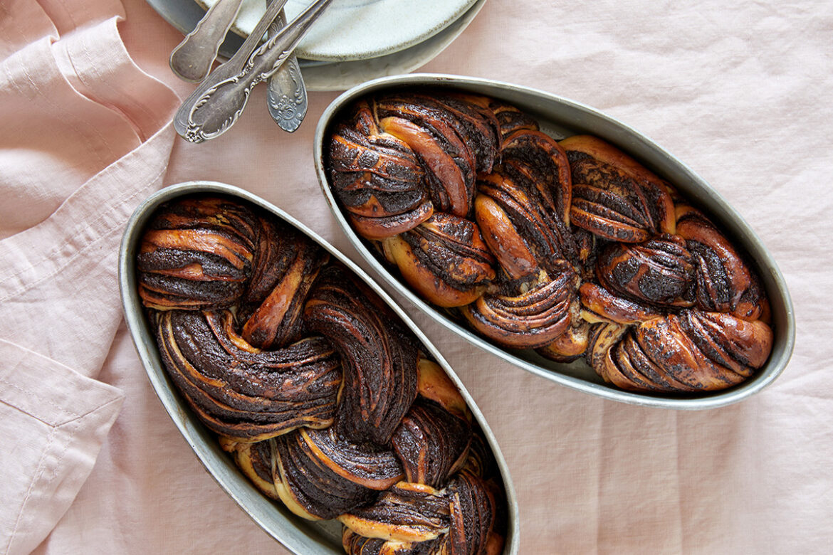 Old-fashioned Chocolate Babka. Photo: Tal Sivan-Ziporin
