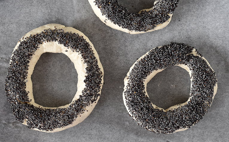2-Ingredient Bagels