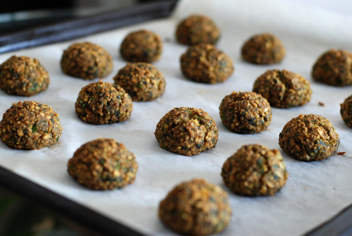 Crispy Baked Green Falafel