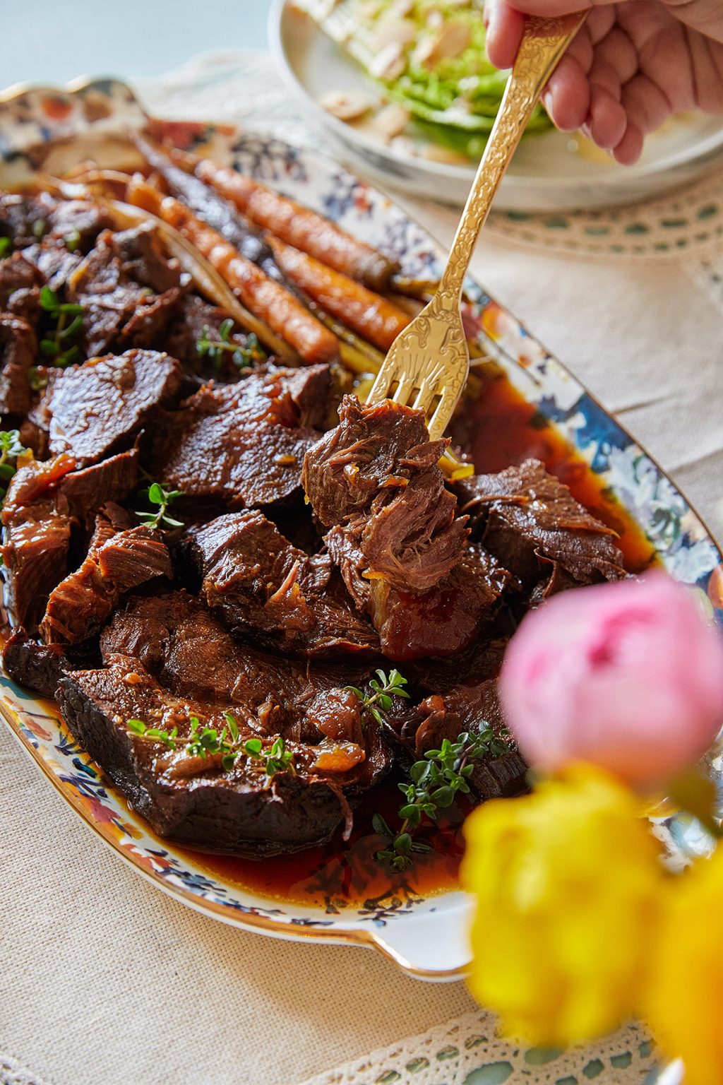 Tender Plum-Braised Beef Roast