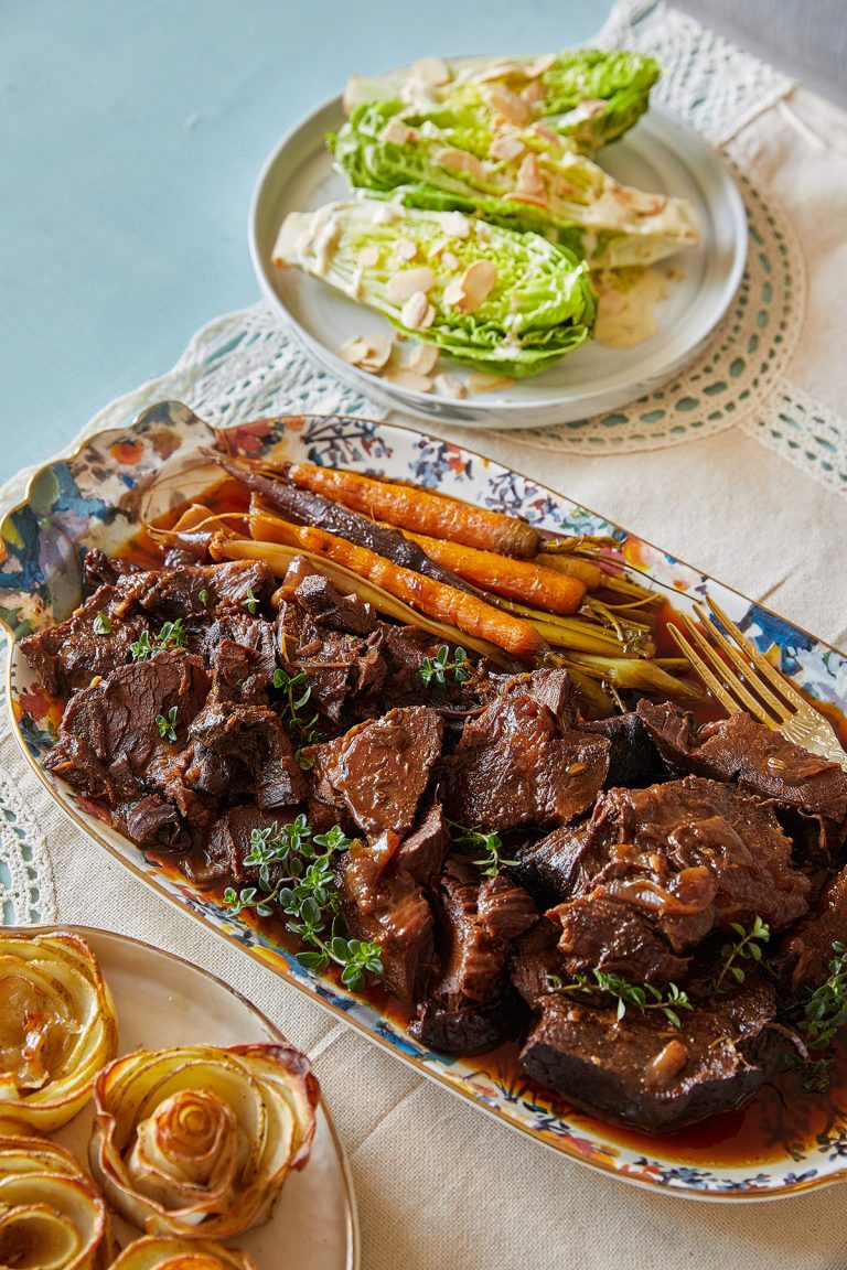 Tender Plum-Braised Beef Roast